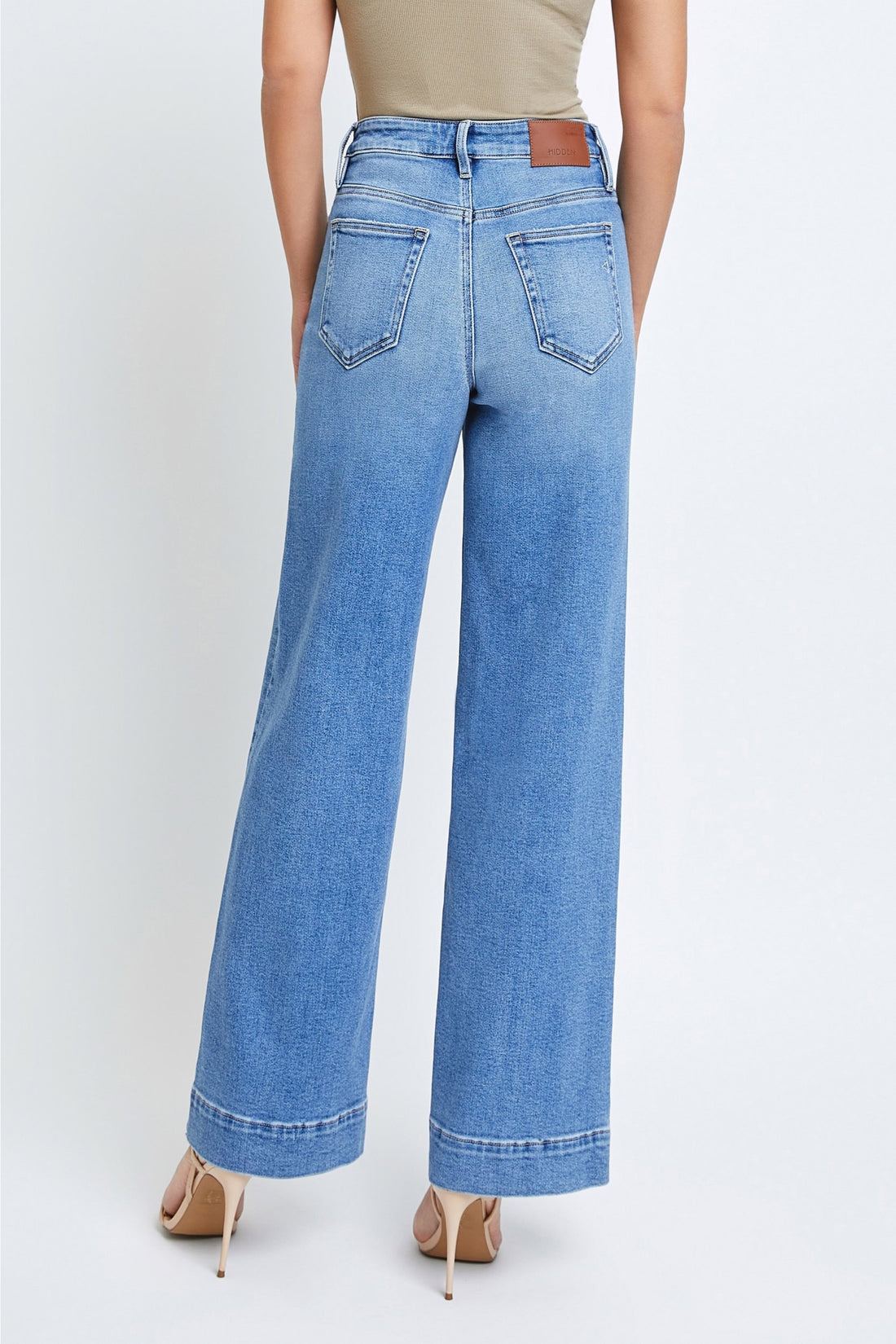 Nori - Front Pocket Jeans