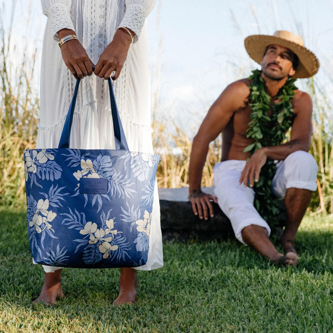 Ginger Dream Day Tripper: Hanalei Moon/Navy