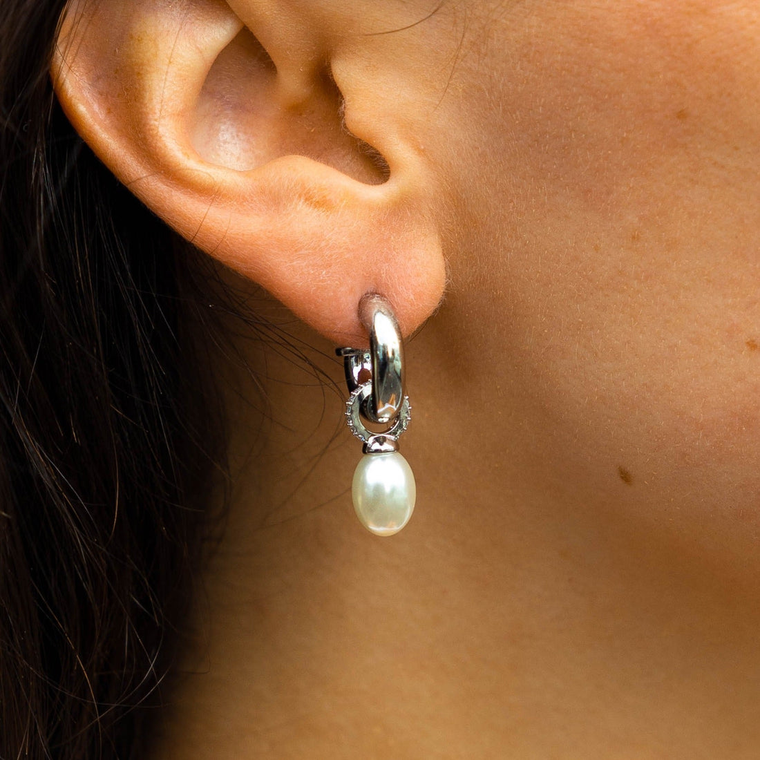 Pearl Diver Earring - Silver