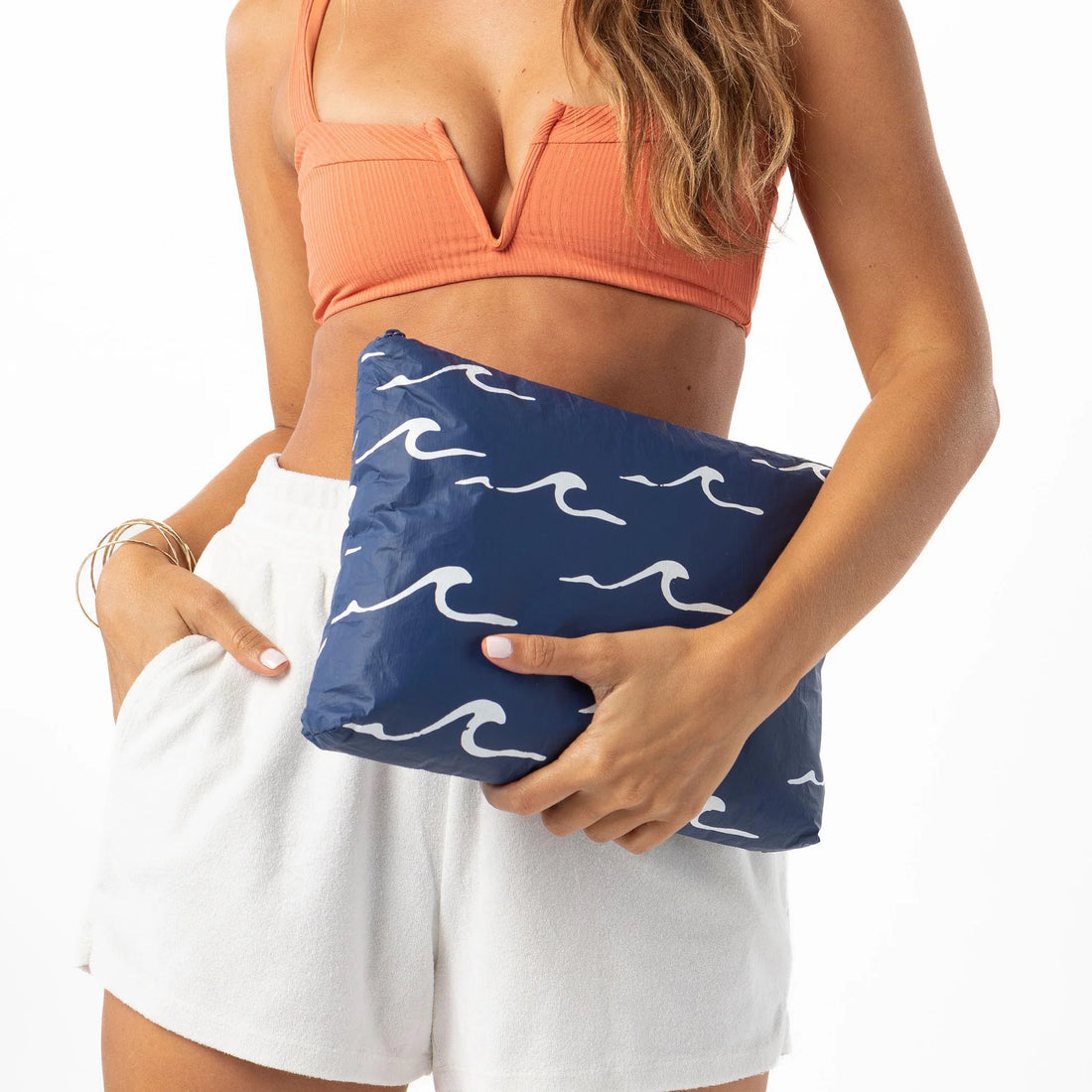 Mid Seaside: White/Navy