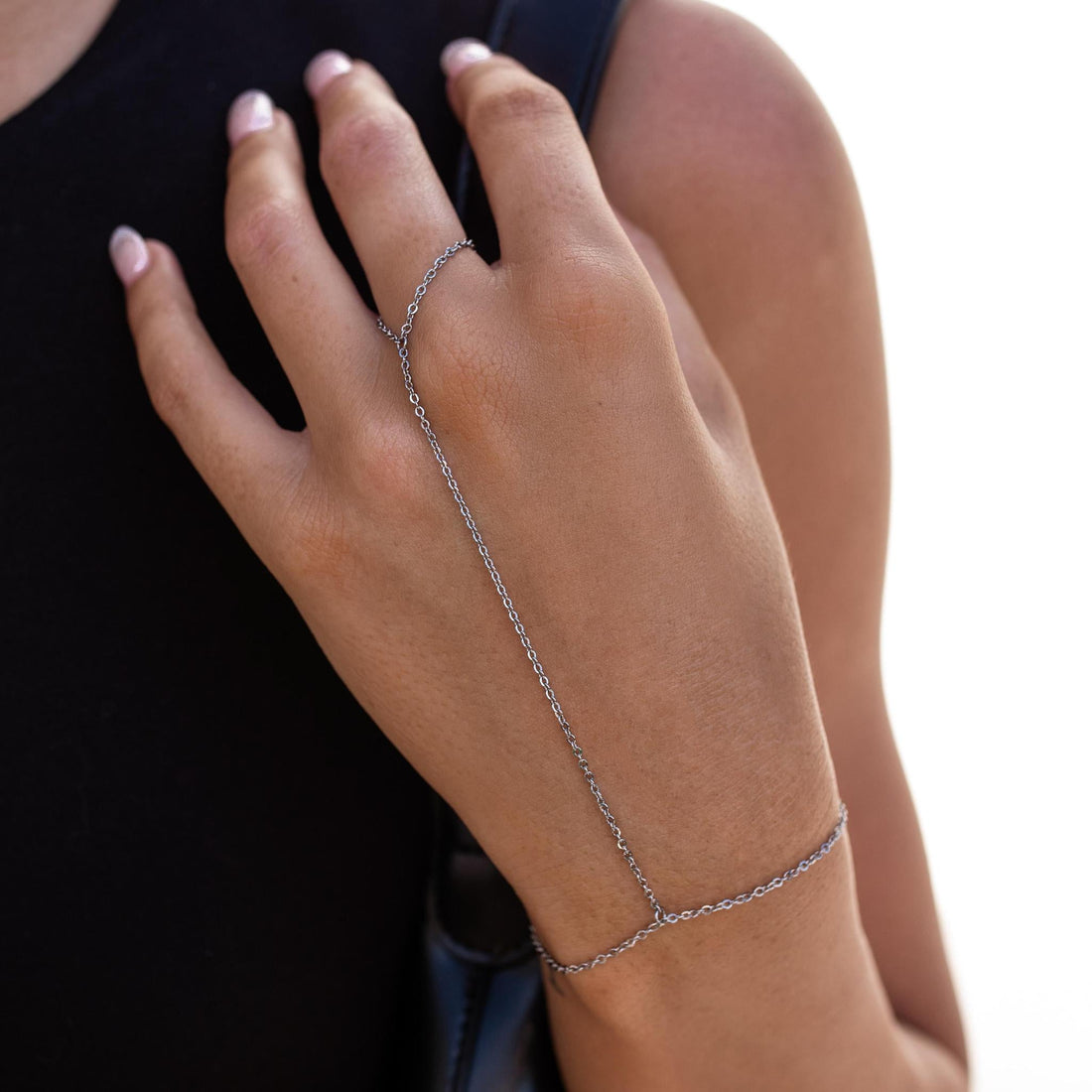 Esther Hand Chain (silver)