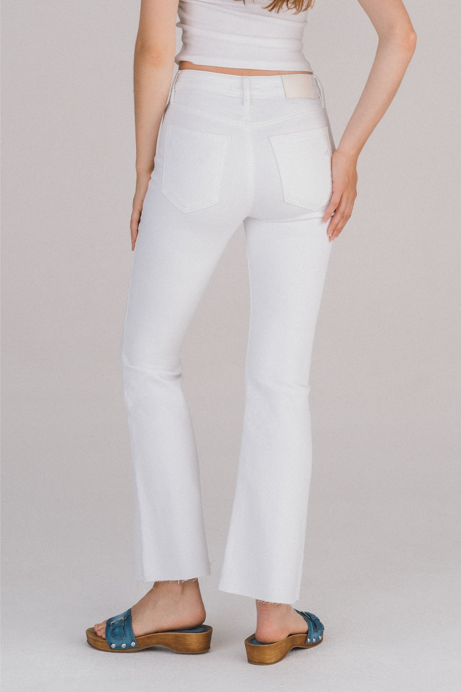 Happi White Clean Cut Stretch Flare