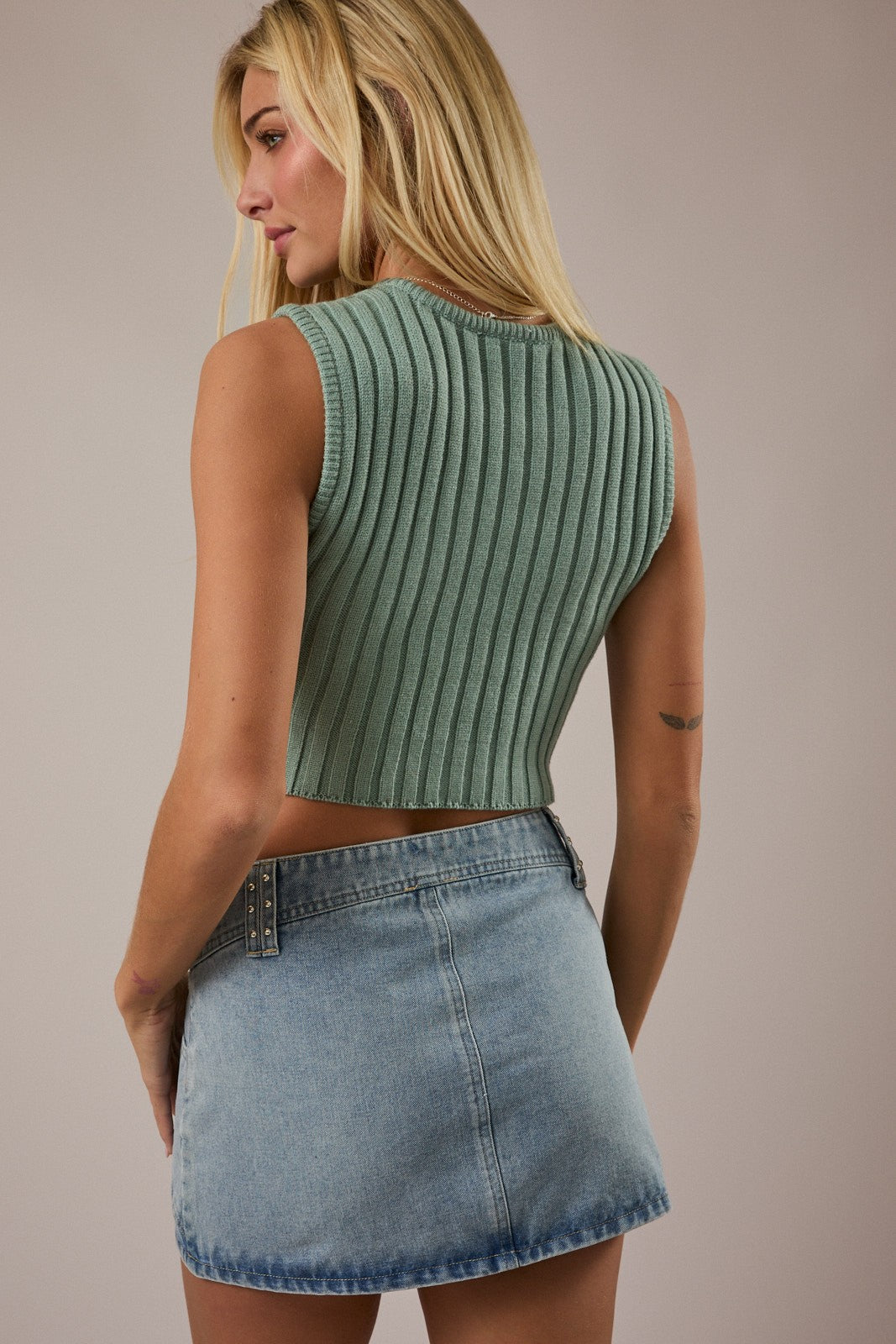 Sage Pointed Top