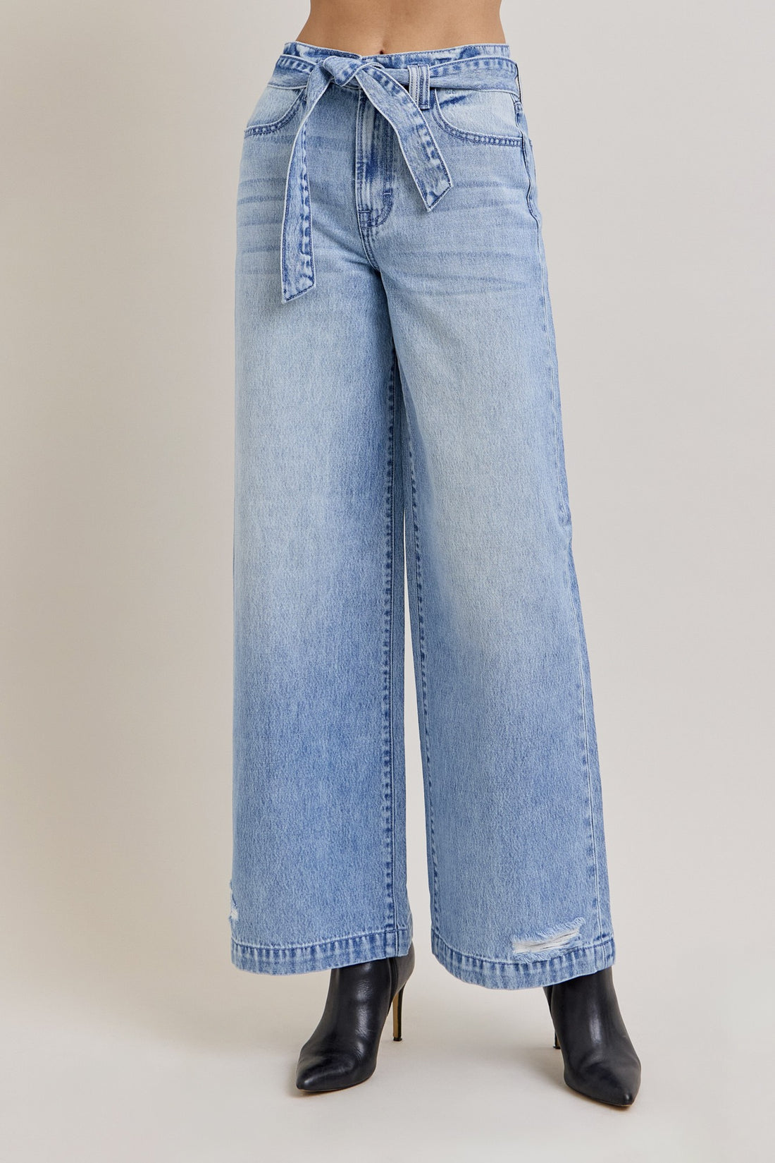 Nori Light Wash Wide-leg Jean