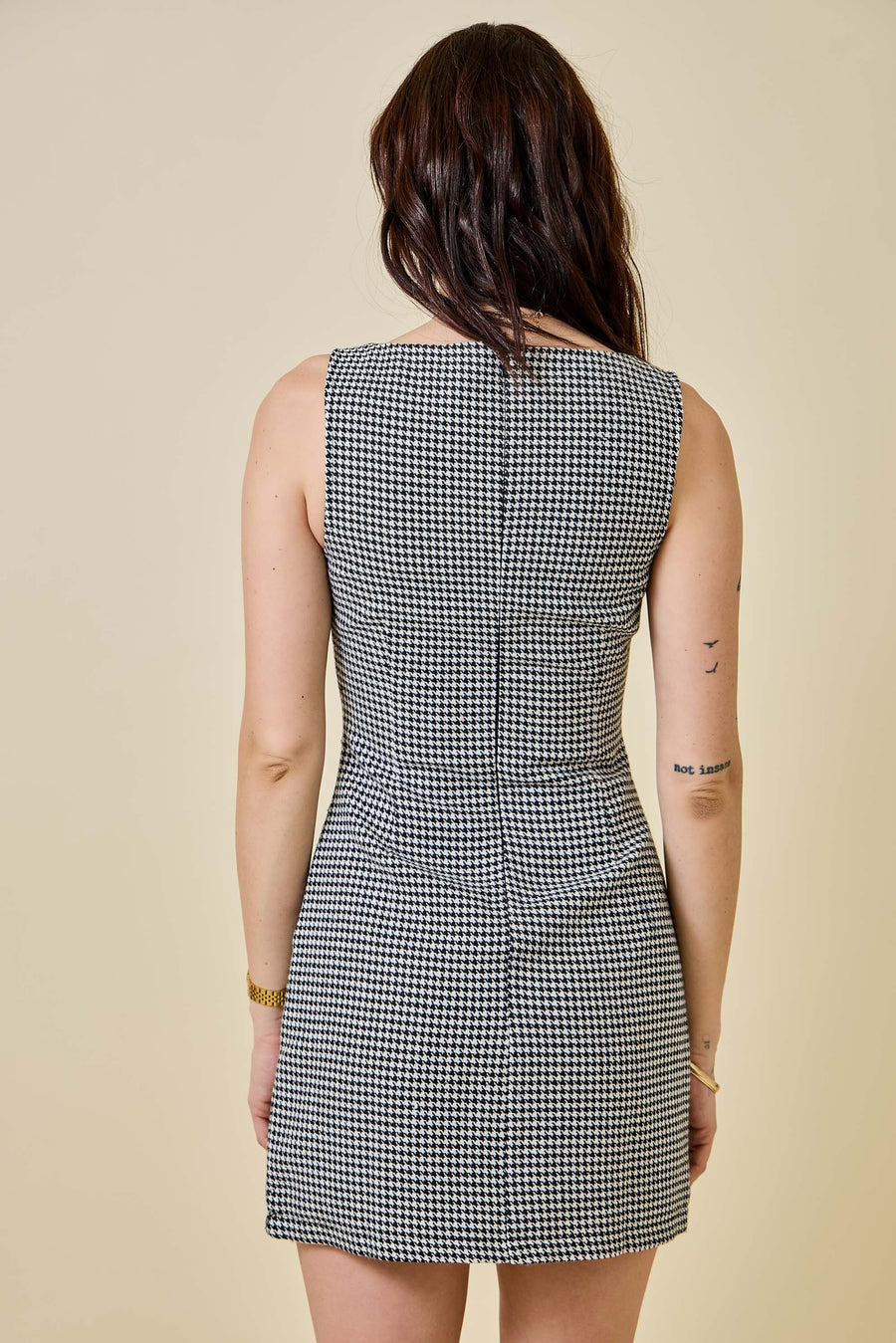 Black and White Boat Neck Sleeveless Mini Dress