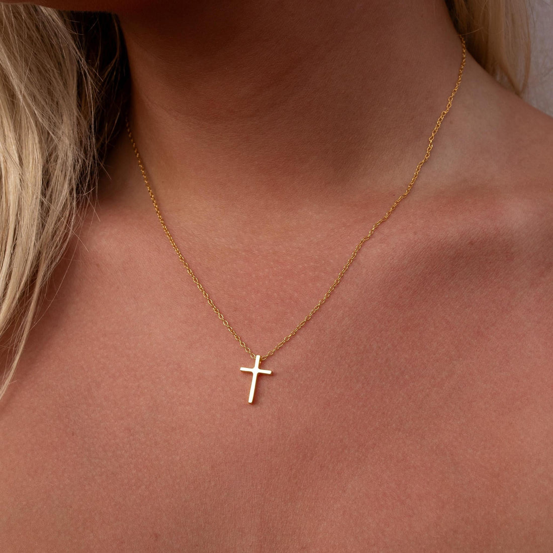 Cross Necklace - gold