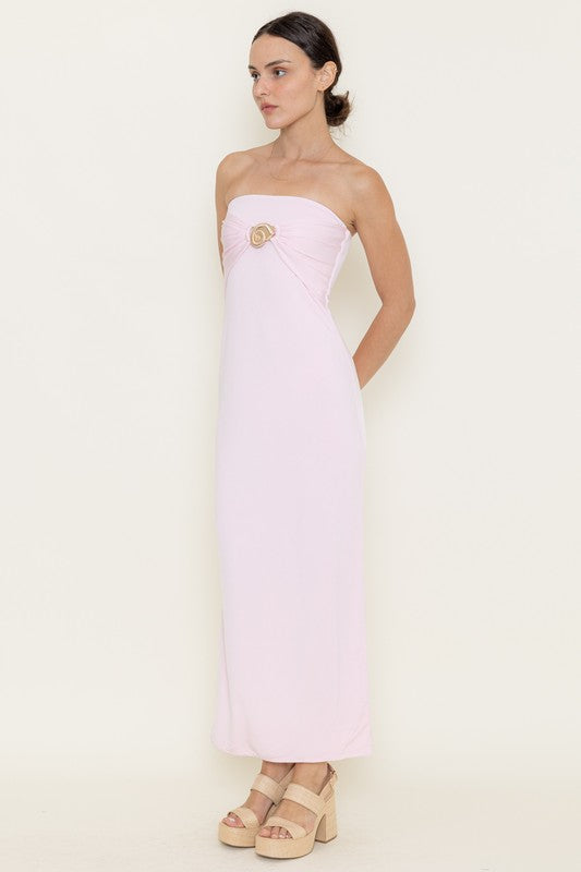 Chic Shell Strapless Dress