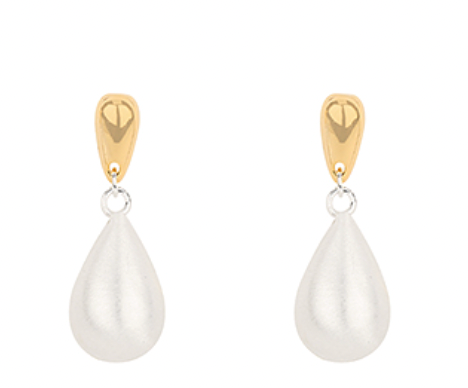Pearl Earring