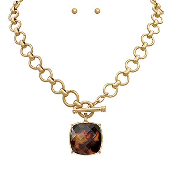 Tortoise Necklace + stud