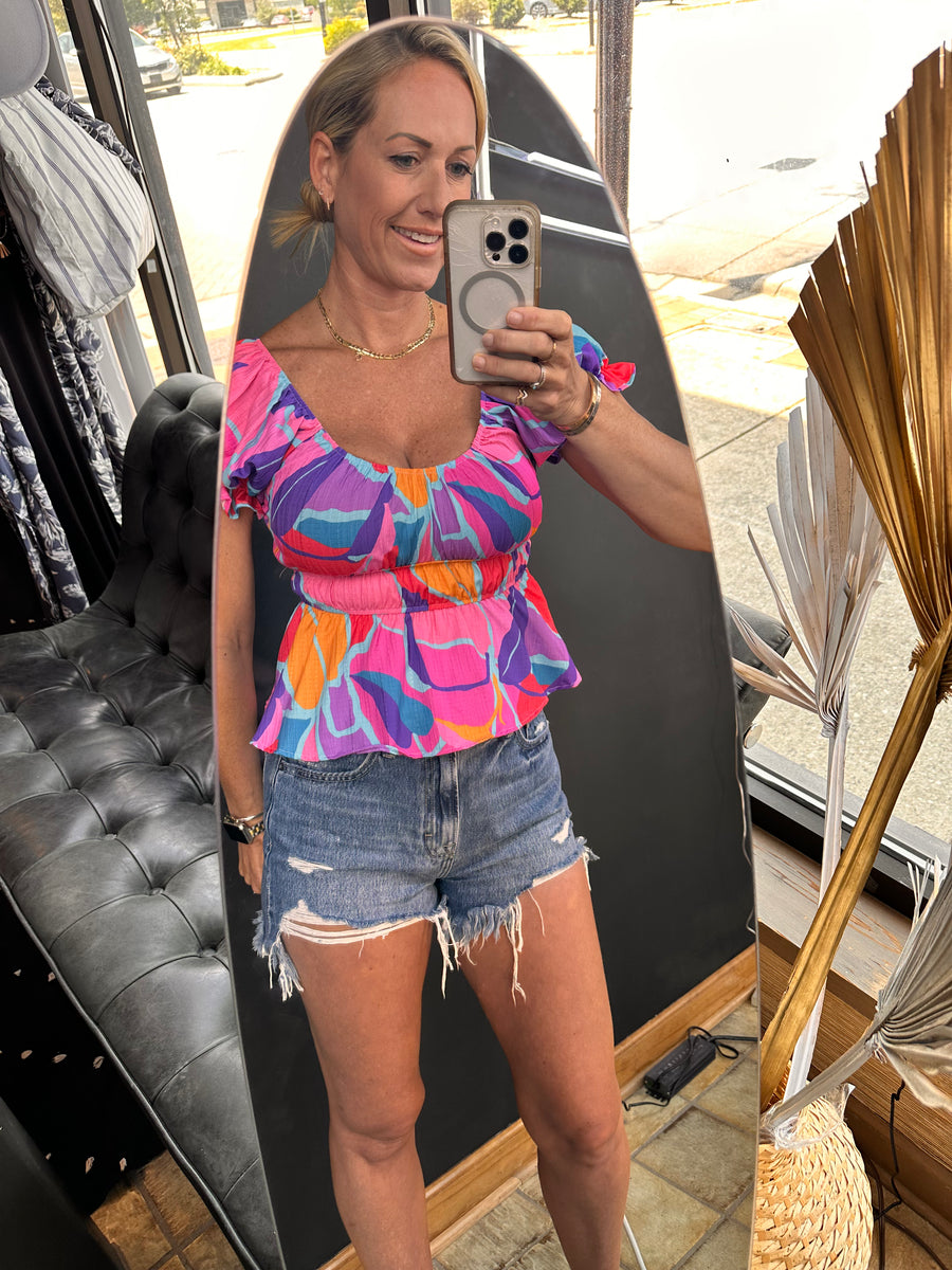 Abstract Vibes Top