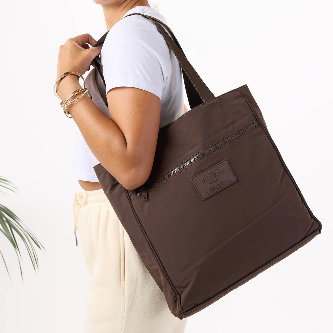 Monochrome Daily Tote