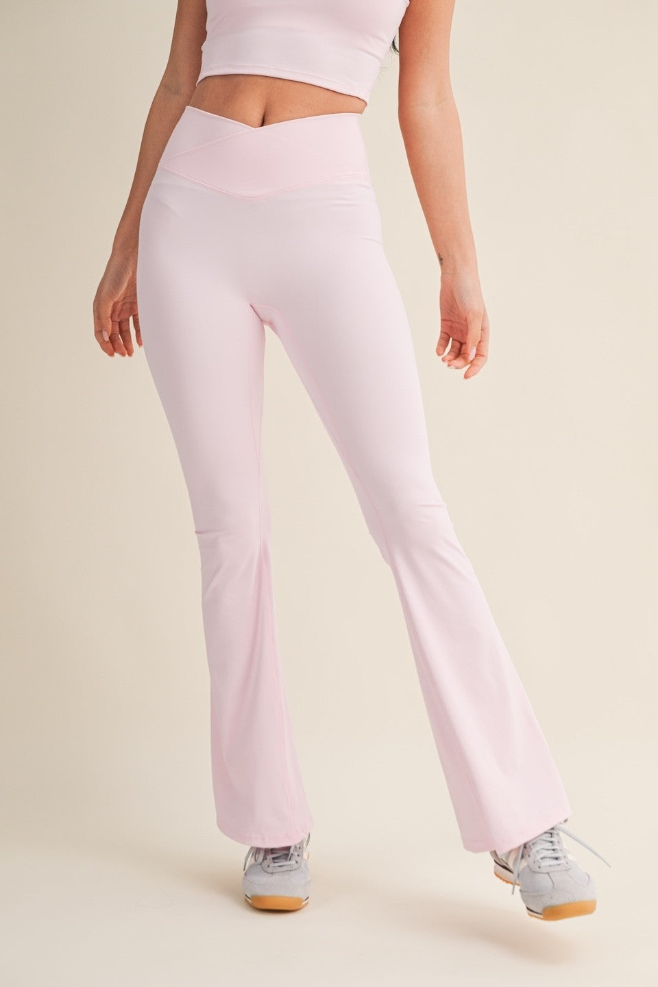 High Waisted Crossover Flare Leggins