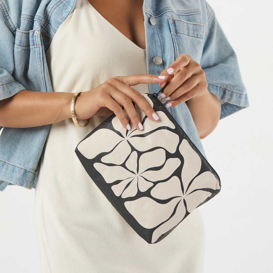 SMALL POUCH - Wavy Black/Sandstone