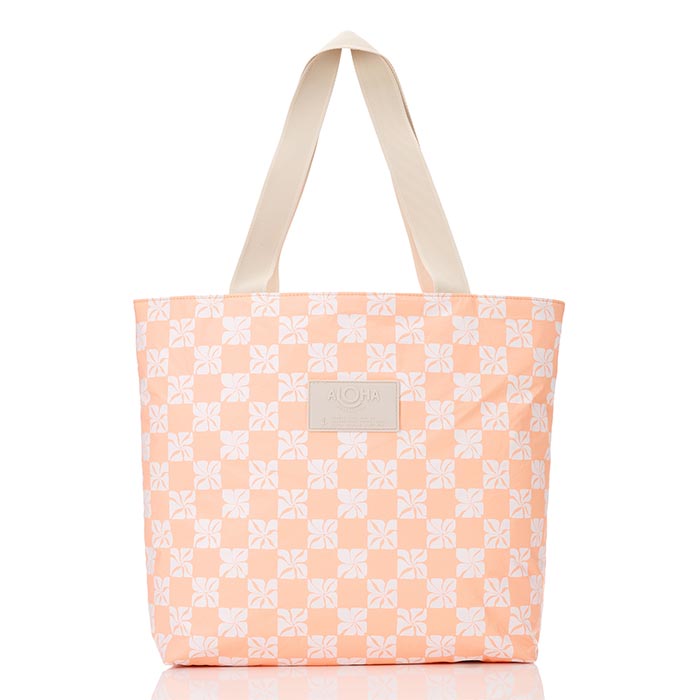 Peachy Pua Check Day Tripper